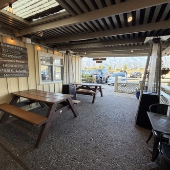 Padaro Beach Grill - Outside - American Near Me - Carpinteria, California Padaro Beach Grill - Outside - American Near Me - Carpinteria, California