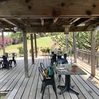 Pezzi King - Cute patio - Wineries Near Me - Healdsburg, California