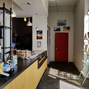 Local Joe - Interior - Coffee & Tea Near Me - Honolulu, Hawaii