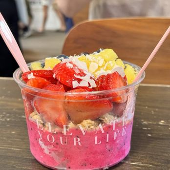Pure Acai Bowl - Pitaya Sunrise - Juice Bars & Smoothies Near Me - San Diego, California Pure Acai Bowl - Pitaya Sunrise - Juice Bars & Smoothies Near Me - San Diego, California