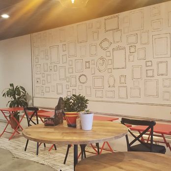 Boba Break - Cute interior! - Bubble Tea Near Me - Sandy, Utah