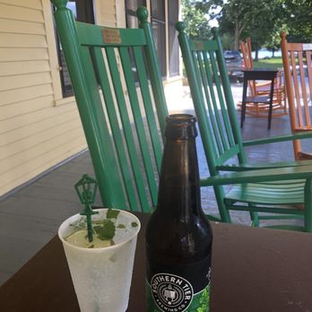 Hotel Lenhart - Drinks on the porch - Hotels Near Me - Bemus Point, New York