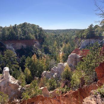 Providence Canyon State Park - Canyon view - Parks Near Me - Lumpkin, Georgia Providence Canyon State Park - Canyon view - Parks Near Me - Lumpkin, Georgia