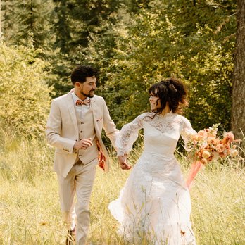 The Cabins at Blacktail - Elopement wedding in the forest - Venues & Event Spaces Near Me - Lakeside, Montana The Cabins at Blacktail - Elopement wedding in the forest - Venues & Event Spaces Near Me - Lakeside, Montana