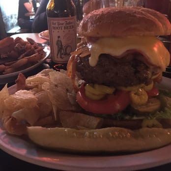 The Thurman Cafe - Huge - Bars Near Me - Columbus, Ohio