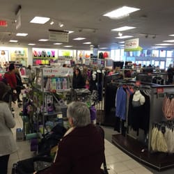 Kohl's - Short staffed on weekends = the line taking up the walkway all around the bend. People struggling to pass through the line
