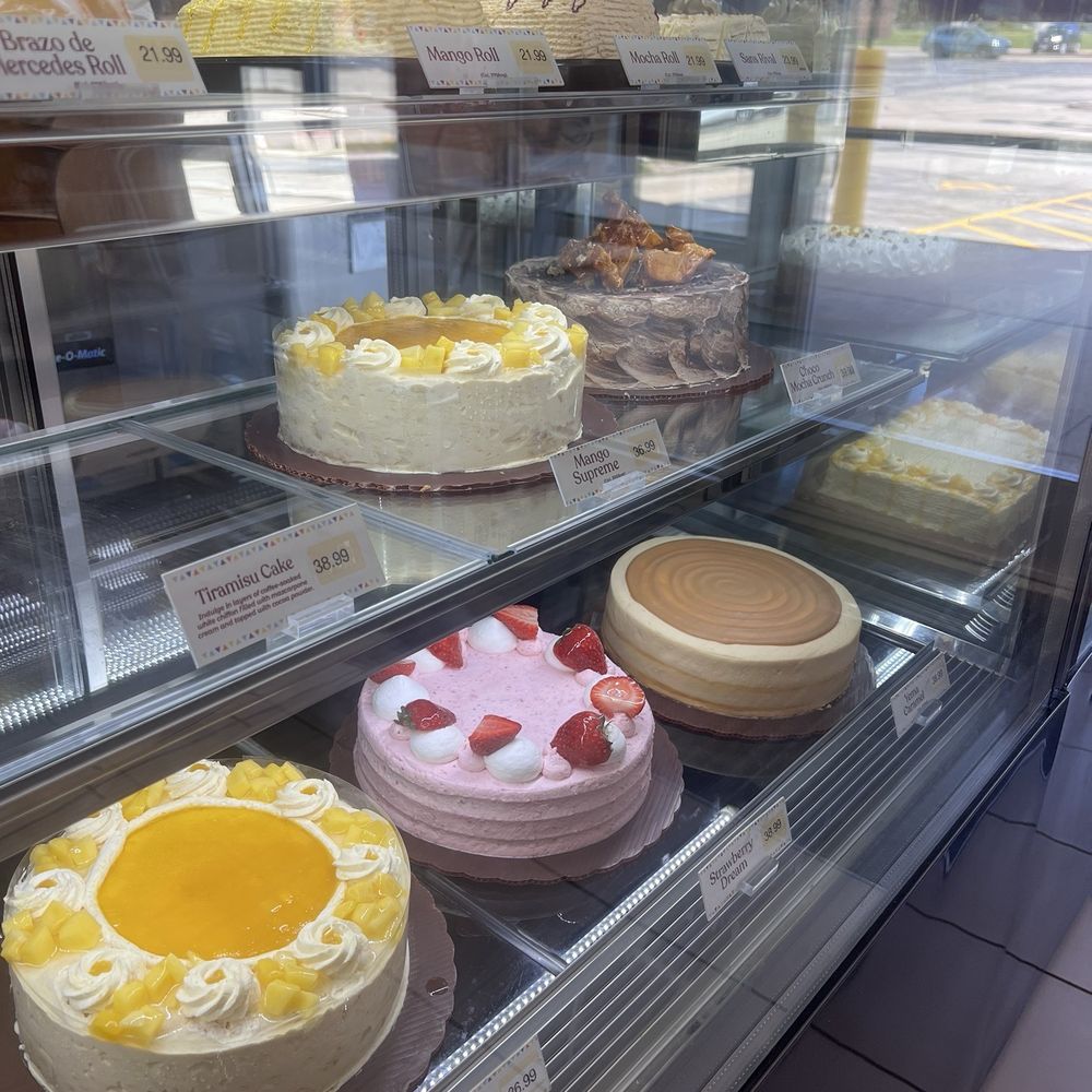 Red Ribbon Bakeshop - Cakes that remind me of home - Bakeries Near Me - Bolingbrook, Illinois Red Ribbon Bakeshop - Cakes that remind me of home - Bakeries Near Me - Bolingbrook, Illinois