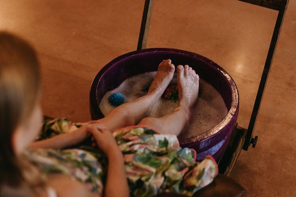 Recline & Unwind Social Spa Image