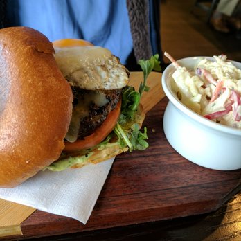 Common Theory - CT burger - Gastropubs Near Me - San Diego, California