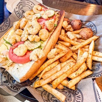 Razzoo's Cajun Cafe - Cajun/Creole Near Me - Concord, North Carolina
