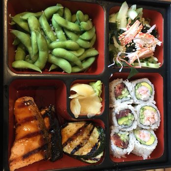 Kamehachi - Sushi Bars Near Me - Northbrook, Illinois