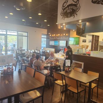 Hooked Seafood Grill - Seafood Near Me - Gilbert, Arizona