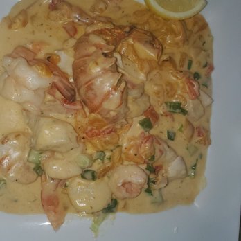 Hobo's Cafe - New American Near Me - Key Largo, Florida