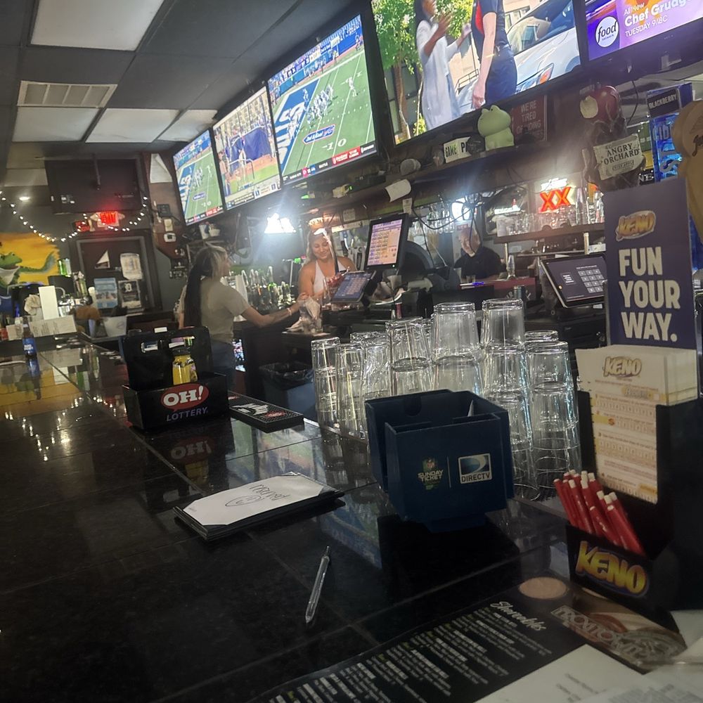 Frogtown Johnnies - Inside bar - Diners Near Me - Toledo, Ohio Frogtown Johnnies - Inside bar - Diners Near Me - Toledo, Ohio