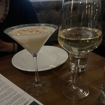 NOSH KITCHEN & COCKTAILS - Updated September 2025 - 92 Photos & 76