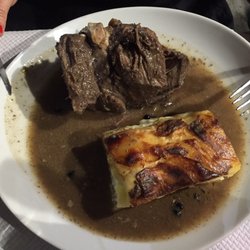 Chez Antoine - Sanglier à là Myrte (très tendre, accompagné de gratin pomme de terre délicieux)