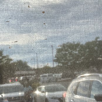 Applebee's Grill + Bar - Food splatters on window shade. - Sports Bars Near Me - Statesville, North Carolina