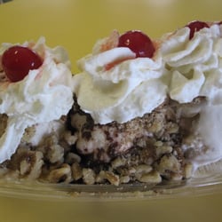 Bishop's Homemade Ice Cream - Maple / Raspberry Cheesecake / Butter Almond
