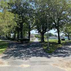 Averill Boulevard Park - Some shade in select places