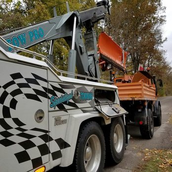 Davenport's Towing - Davenports offers a variety of towing services. - Towing Near Me - Memphis, Tennessee Davenport's Towing - Davenports offers a variety of towing services. - Towing Near Me - Memphis, Tennessee