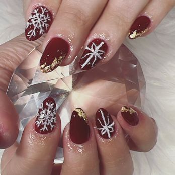 Coconut Nail Bar - Cute Holiday Nails by Christina - Nail Salons Near Me - San Jose, California