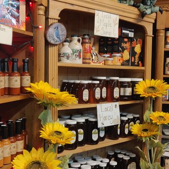 Catskill Mountain Country Store - Windham - sunflowers and jars of honey - Breakfast & Brunch Near Me - Windham, New York Catskill Mountain Country Store - Windham - sunflowers and jars of honey - Breakfast & Brunch Near Me - Windham, New York