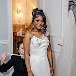 Dressigner - Bridal Alterations and Dressmaking by Malgo
