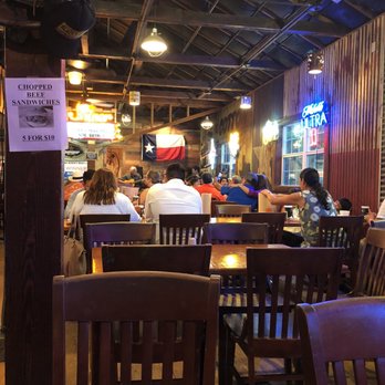 Black's BBQ - Barbeque Near Me - San Marcos, Texas