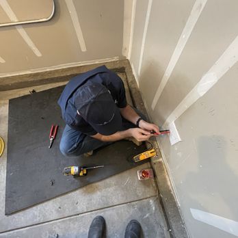 Peak Electrical Contractors - Wrapping up a service call and testing for full power - Electricians Near Me Peak Electrical Contractors - Wrapping up a service call and testing for full power - Electricians Near Me
