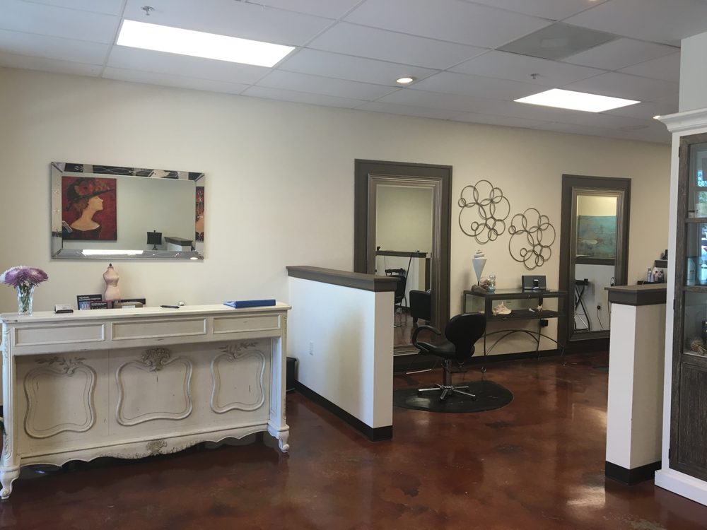 A SALON ON 20TH AVENUE Updated May 2024 229 E 20th Ave, Gulf Shores