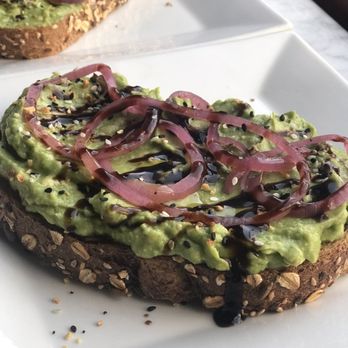 Café Etoile - Avocado toast - French Near Me - Berkeley, California