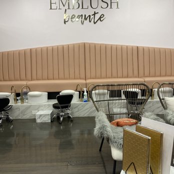 Emblush Beaute - Lobby Area - Nail Salons Near Me - Pasadena, California