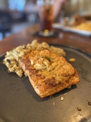 Cozy's Café & Pub by null