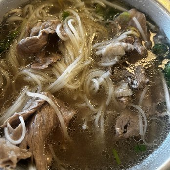 Quang Restaurant - Rice noodles in soap - Vietnamese Near Me - Minneapolis, Minnesota Quang Restaurant - Rice noodles in soap - Vietnamese Near Me - Minneapolis, Minnesota