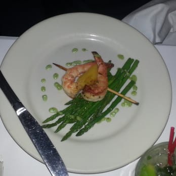 Chez Oskar - Grilled shrimp - French Near Me - Brooklyn, New York