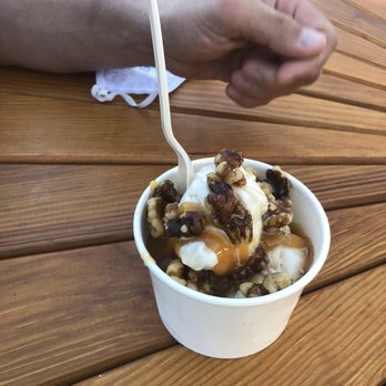 Trackers Ice Cream & Confections - Vanilla with caramel and walnuts - Chocolatiers & Shops Near Me - Scituate, Rhode Island Trackers Ice Cream & Confections - Vanilla with caramel and walnuts - Chocolatiers & Shops Near Me - Scituate, Rhode Island