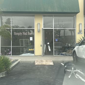 Simply Nail Bar - Workers clearing out the bldg - Nail Salons Near Me - Hermosa Beach, California Simply Nail Bar - Workers clearing out the bldg - Nail Salons Near Me - Hermosa Beach, California