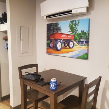 Riverfront Park Travel Apartments - Dining area. - Vacation Rentals Near Me - Spokane, Washington