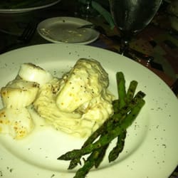 Beauchaines 211 - Stuffed flounder with crabmeat and scallops