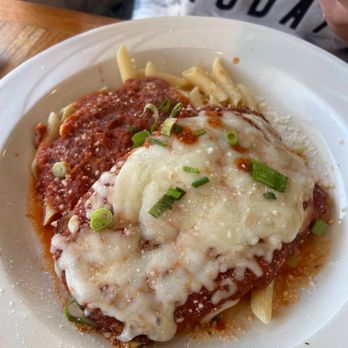 Gino's By The Beach - American Near Me - Westerly, Rhode Island
