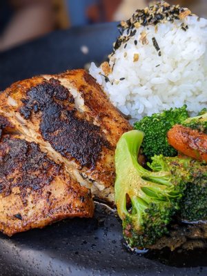 Down the Hatch Maui by null