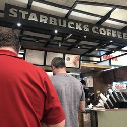 Hy-Vee Fast & Fresh - Starbucks Inside.