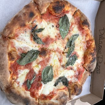 La Pizzeria Metro - Margherita - Pizza Near Me - Wilmington, Delaware