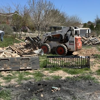 Landaverde Landscaping - Clean-up - Landscaping Near Me Landaverde Landscaping - Clean-up - Landscaping Near Me