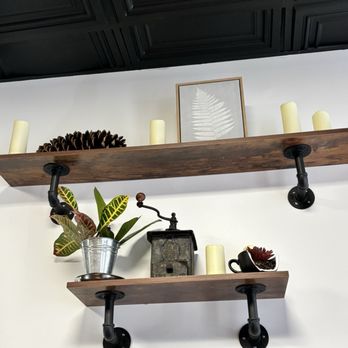 Gnihton - Coffee & Tea Near Me - New York, New York