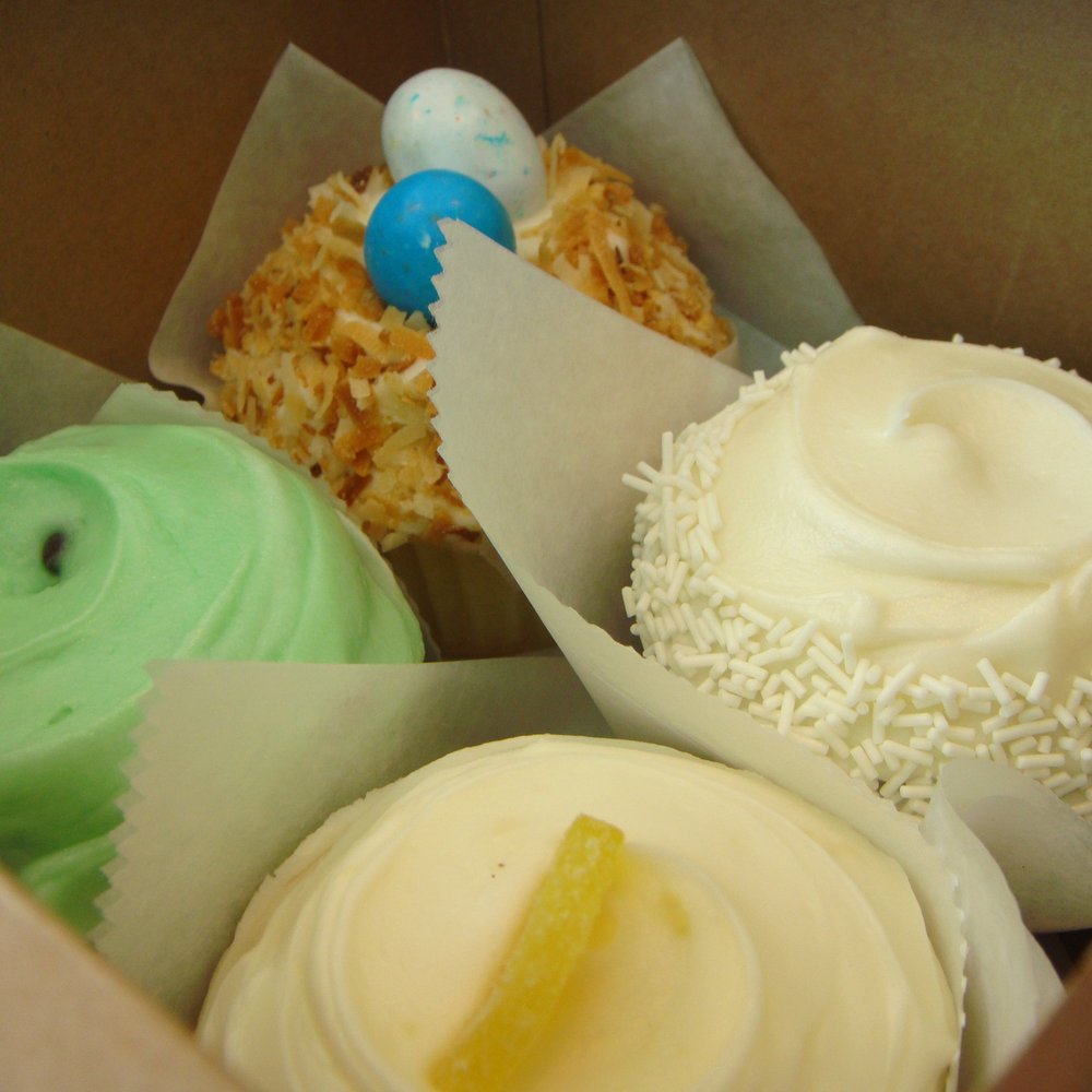 Frosted Cupcakery - Bakeries Near Me - Long Beach, California Frosted Cupcakery - Bakeries Near Me - Long Beach, California
