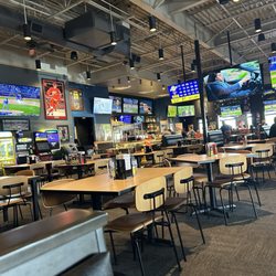 Buffalo Wild Wings - Dinning area
