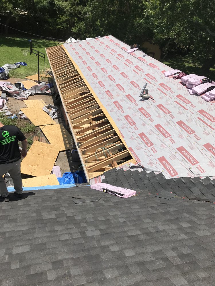 Slide of MCM Construction & Roofing