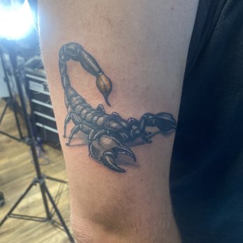 10 Thousand Foxes Tattoo - Emperor Scorpion tattoo - Tattoo Near Me - Los Angeles, California 10 Thousand Foxes Tattoo - Emperor Scorpion tattoo - Tattoo Near Me - Los Angeles, California
