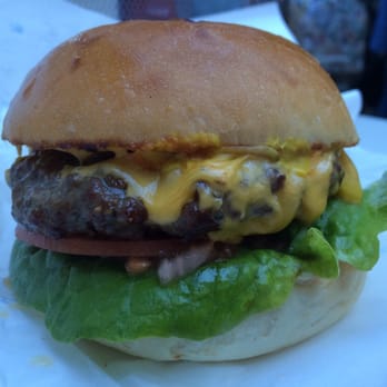 Ben's Burgers - BB Classic - Simple but perfect - Burgers Near Me - Fortitude Valley, QLD